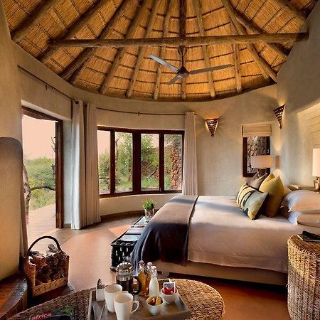 Madikwe Safari Lodge Melorane Buitenkant foto